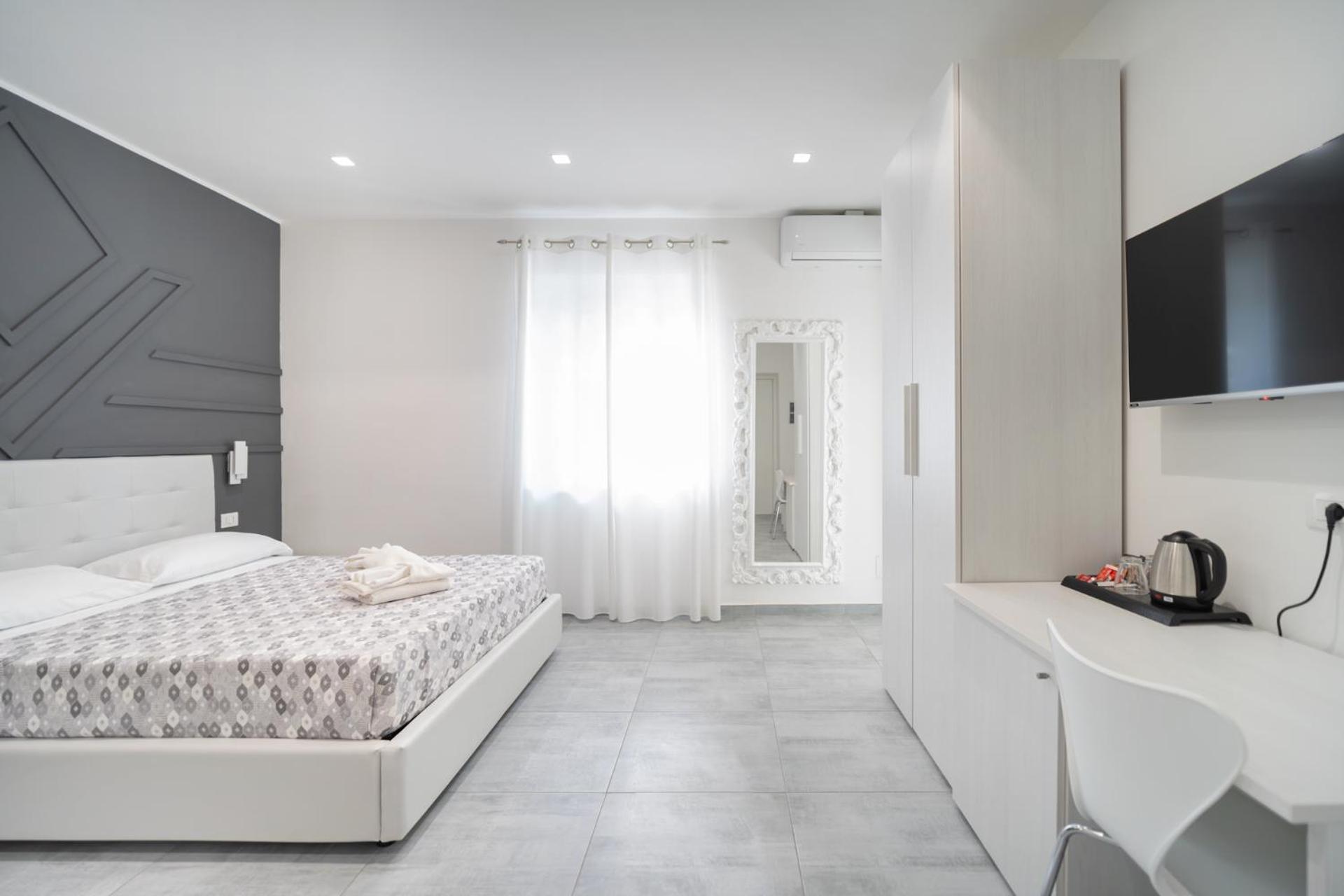 Vincent Guesthouse Scalea Kültér fotó