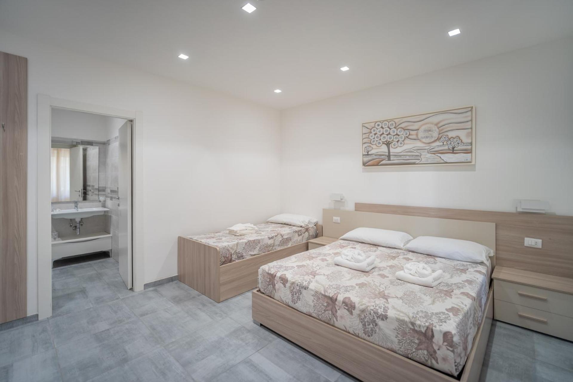 Vincent Guesthouse Scalea Kültér fotó